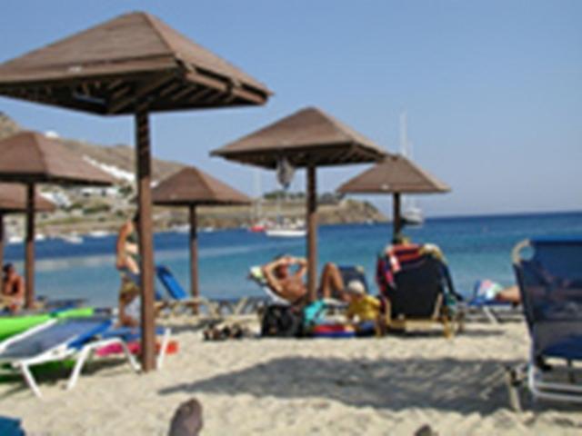 Eleni'S Studios Ornos Екстер'єр фото